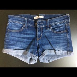 Hollister jean shorts size 1